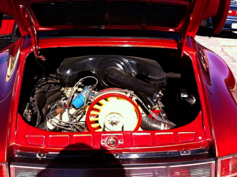 Illustration for article titled For $29,998, Could This Salvage Title 1971 Porsche 911 In Fact Salvage A Sale?